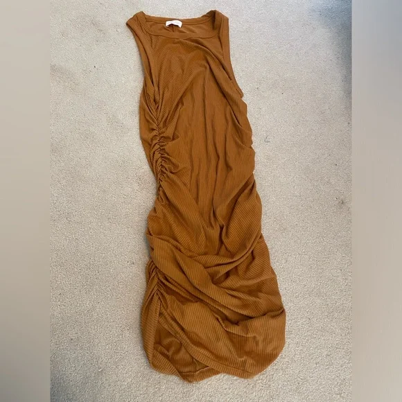 Pink Lily Rust Ruched Ribbed Dress - Picture 4 of 7